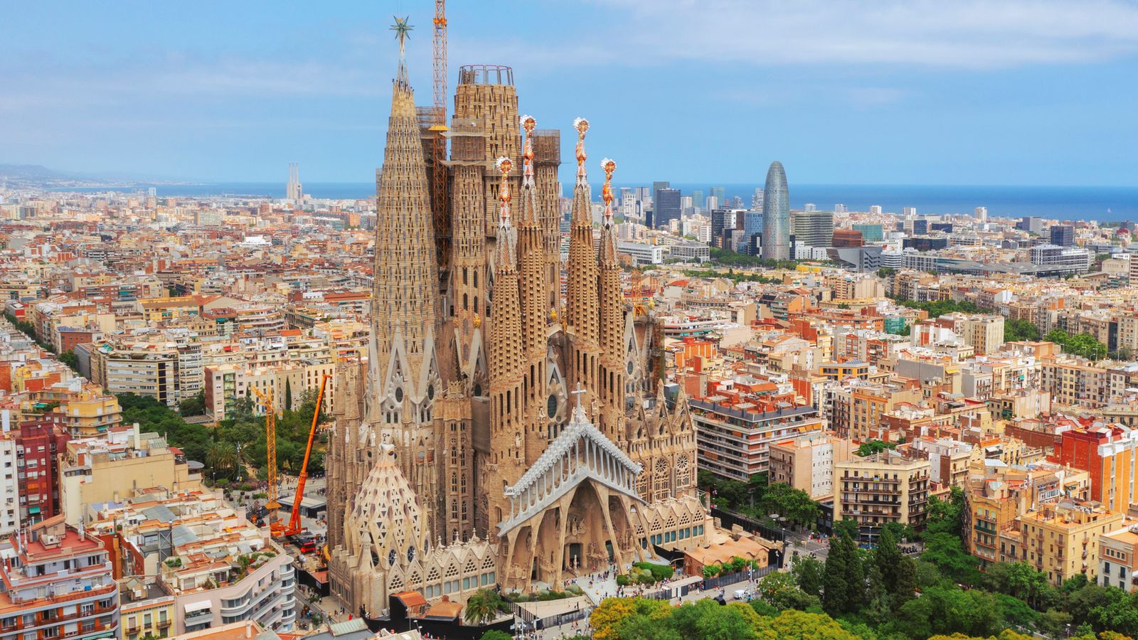 Sagrada Familia Bazilikası mimarlık